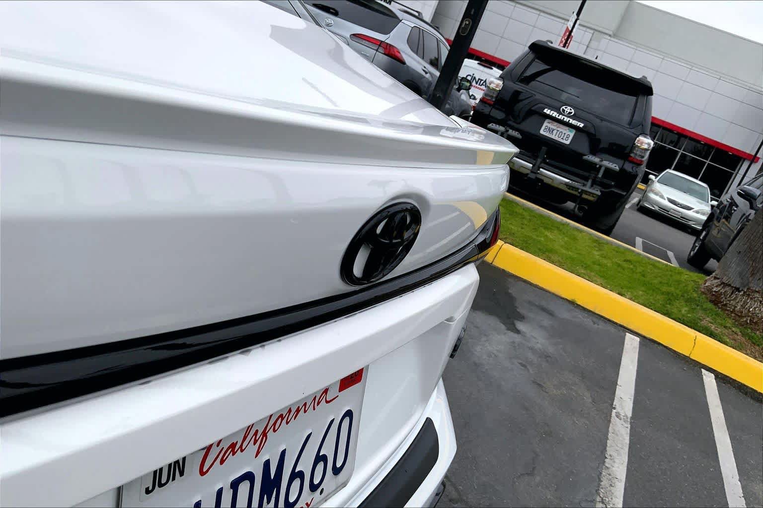 Certified 2025 Toyota Corolla SE w/ SE Premium Package FWD image 30