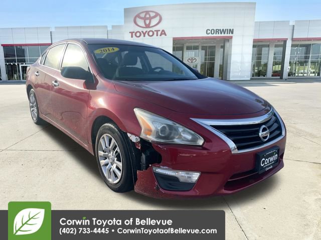 Used 2014 Nissan Altima 2.5 S FWD image 1