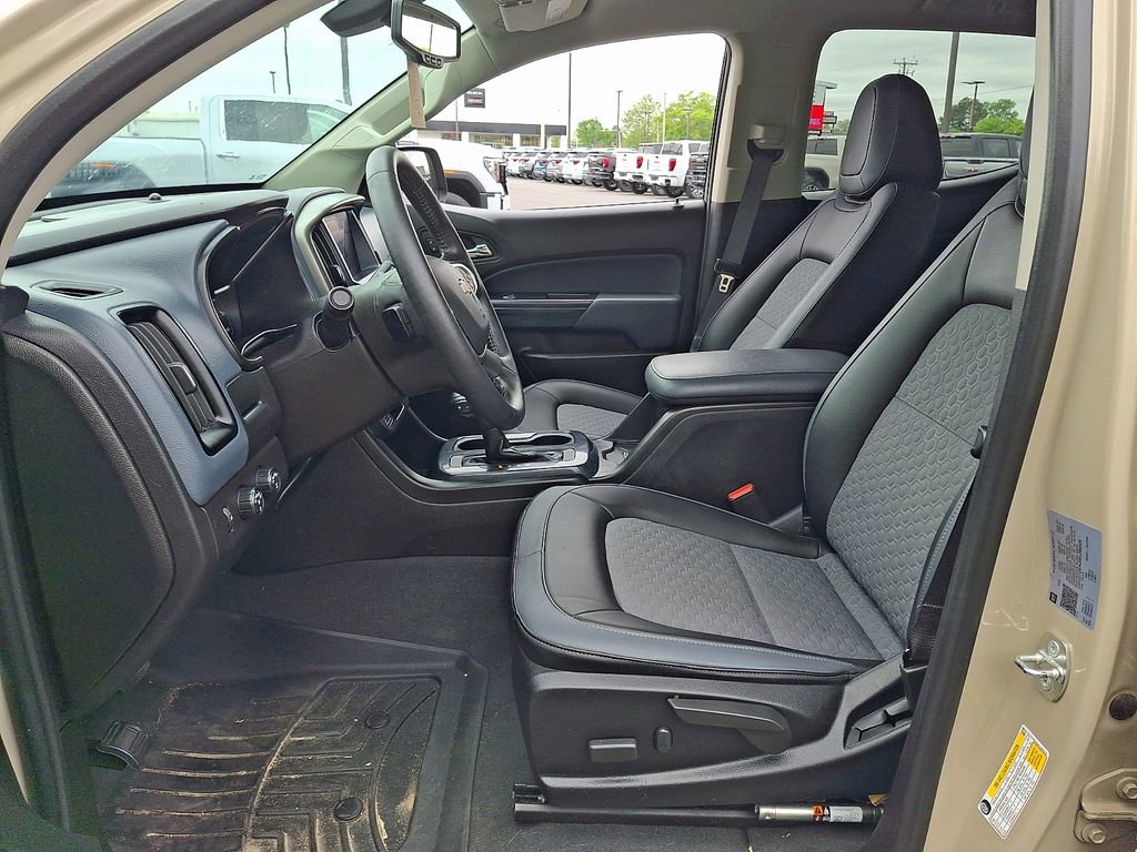 Used 2021 Chevrolet Colorado Z71 AWD/4WD image 14