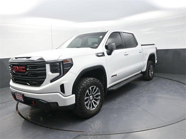 Used 2023 GMC Sierra 1500 AT4 w/ AT4 Preferred Package image 4