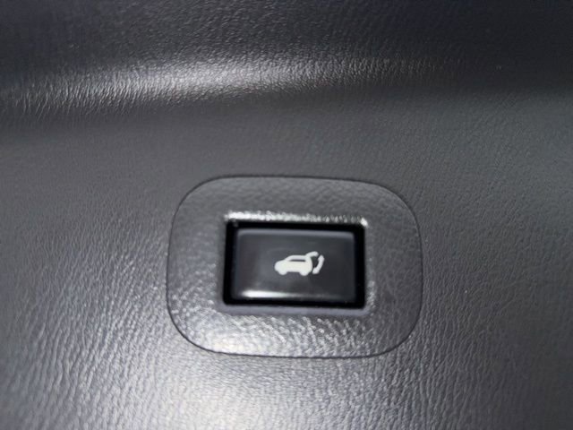 Used 2019 Nissan Armada SL w/ Premium Package image 8