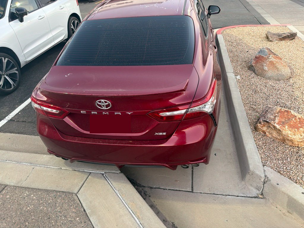Used 2018 Toyota Camry XSE FWD image 5