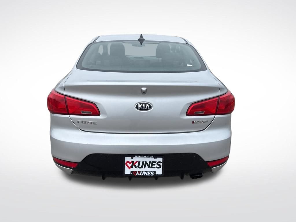 Used 2016 Kia Forte Koup EX FWD image 9