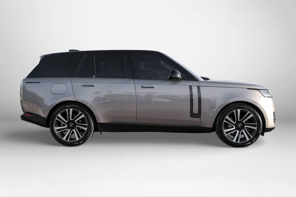 Used 2023 Land Rover Range Rover SE AWD/4WD image 5