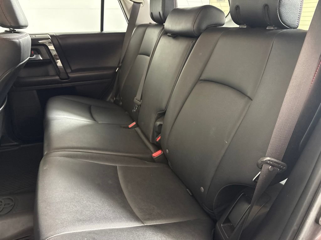 Used 2019 Toyota 4Runner TRD Off-Road Premium AWD/4WD image 24