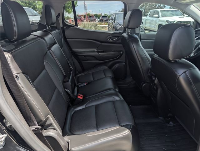Used 2019 GMC Acadia SLT FWD image 32