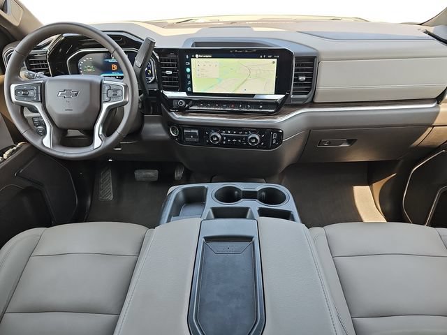 Used 2022 Chevrolet Silverado 1500 LT AWD/4WD image 11