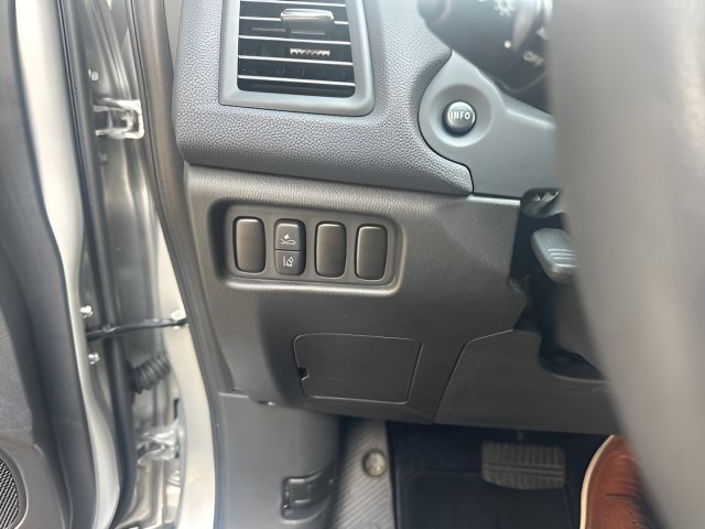 Used 2025 Mitsubishi Outlander Sport ES AWD/4WD image 9