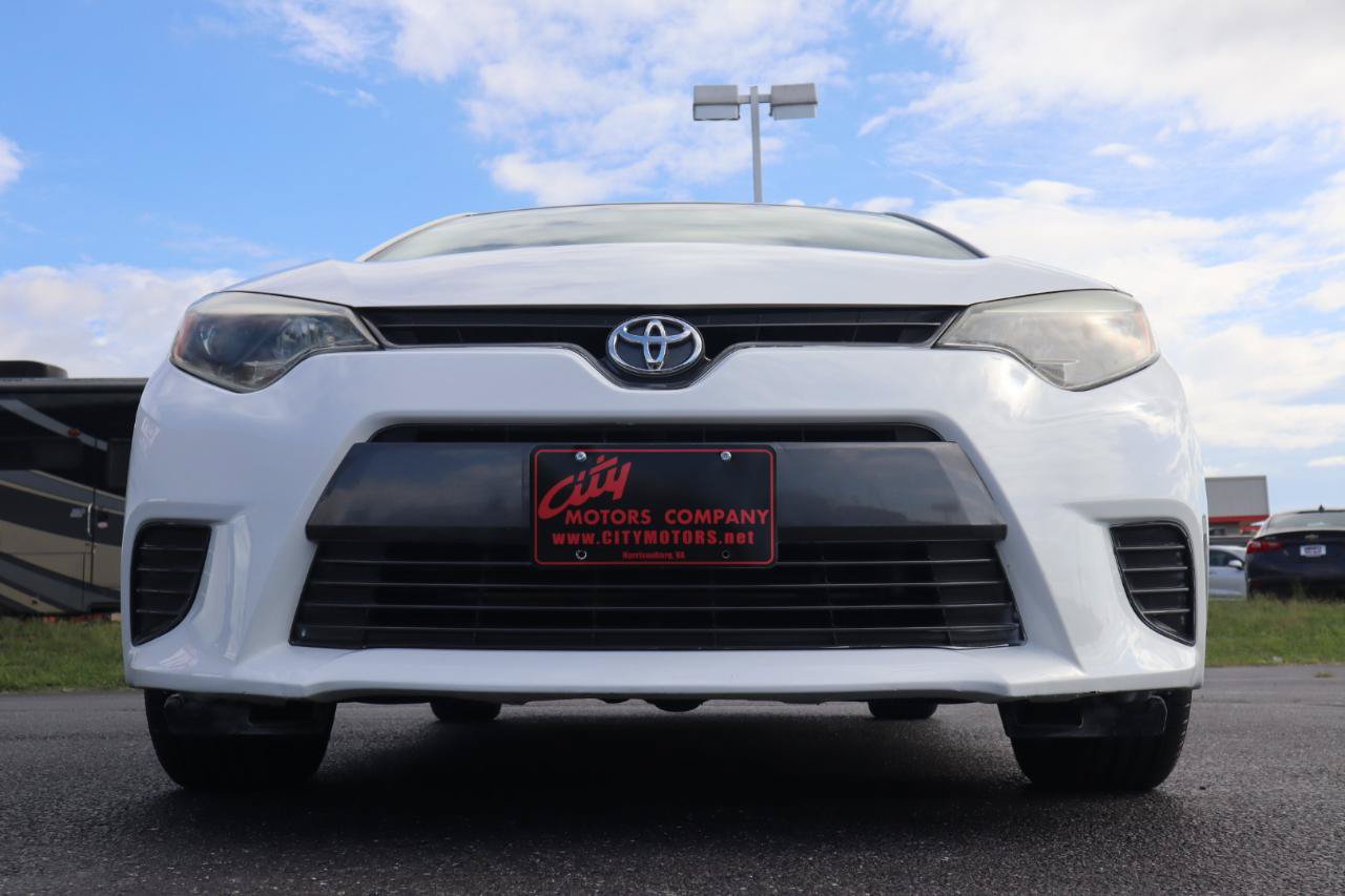 Used 2015 Toyota Corolla LE FWD image 5