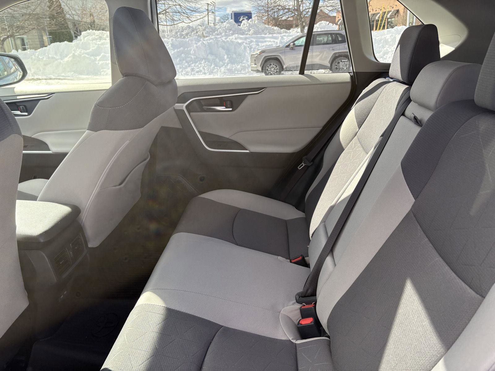 Used 2025 Toyota RAV4 XLE w/ Convenience Package image 23