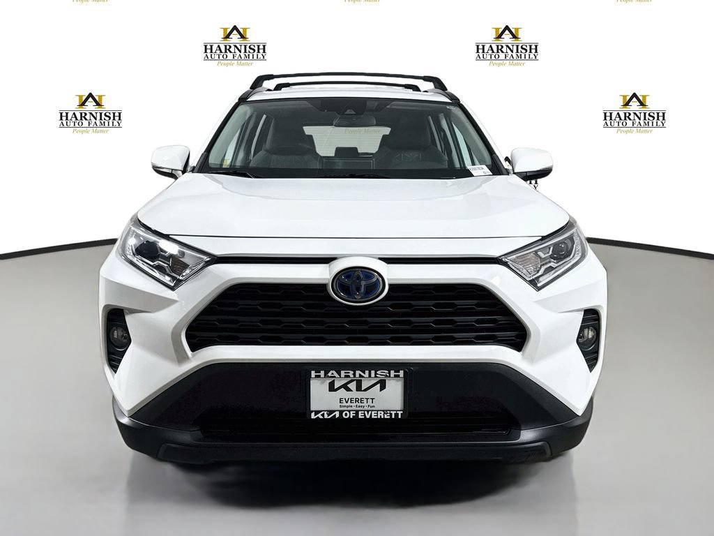 Used 2021 Toyota RAV4 XLE w/ XLE Grade Weather Package AWD/4WD video 2