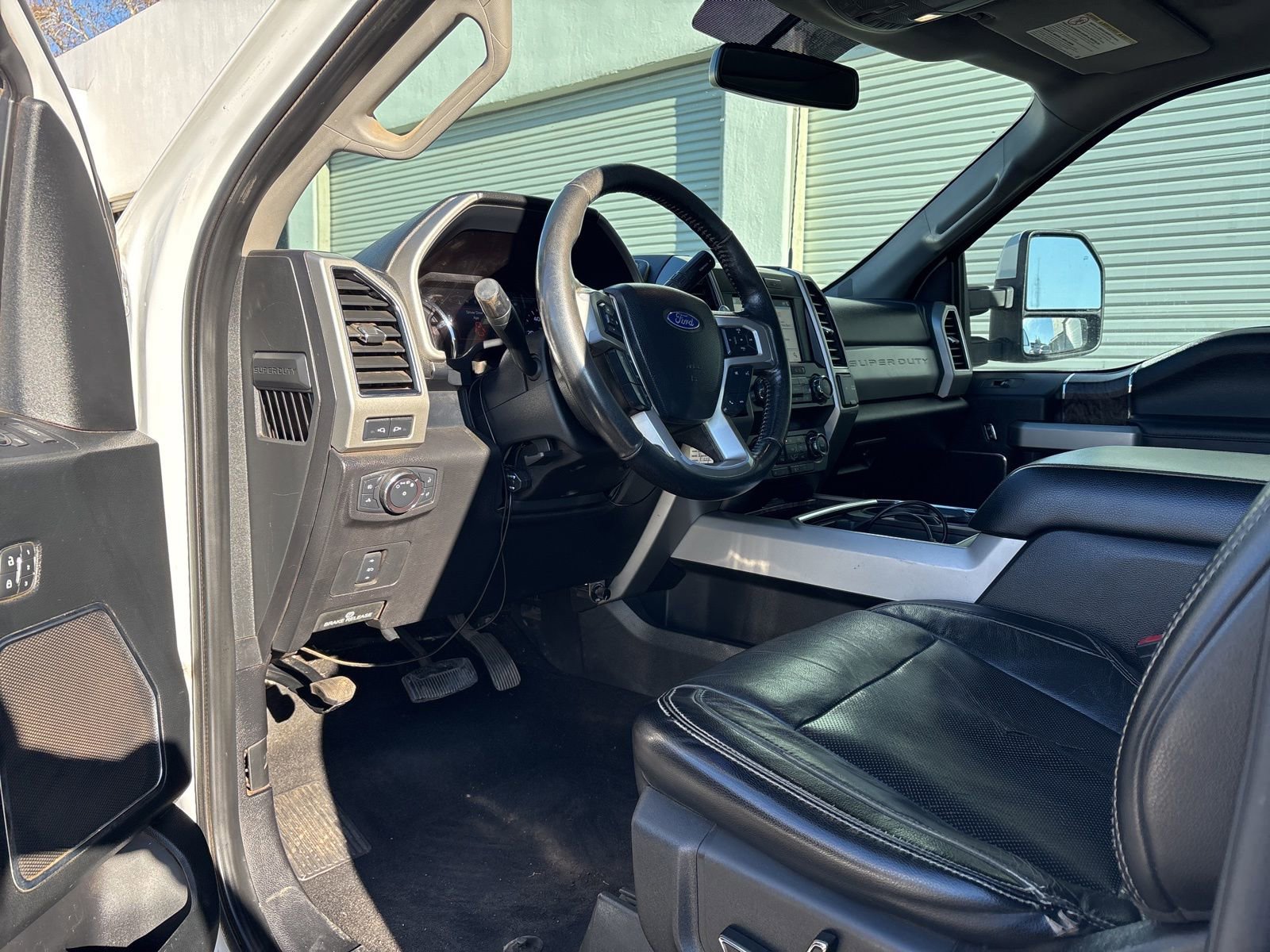 Used 2019 Ford F250 Lariat w/ Lariat Value Package image 5