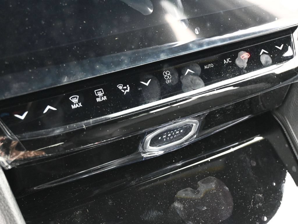 New 2026 Jeep Grand Cherokee Altitude RWD image 21