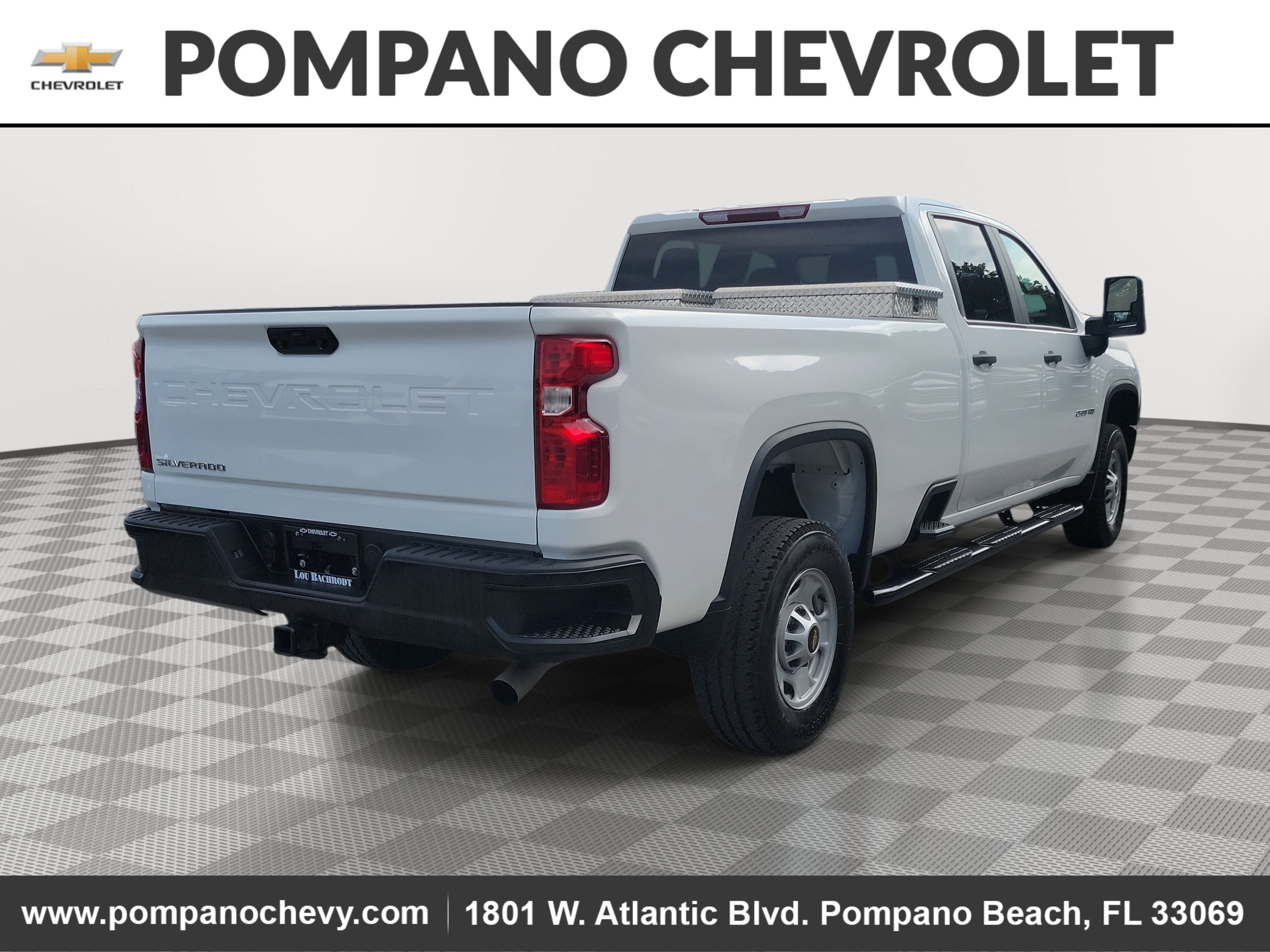 Used 2023 Chevrolet Silverado 2500 W/T w/ WT Convenience Package image 3