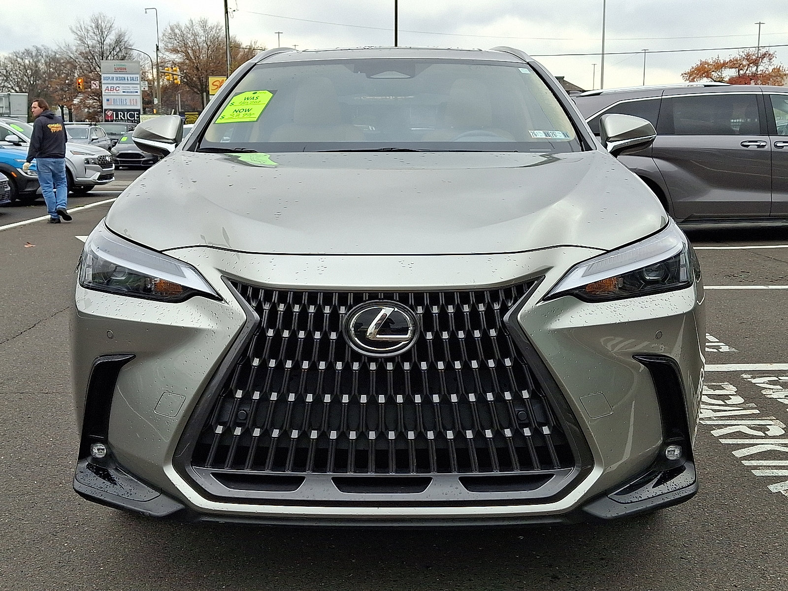 Used 2022 Lexus NX 350h AWD image 2