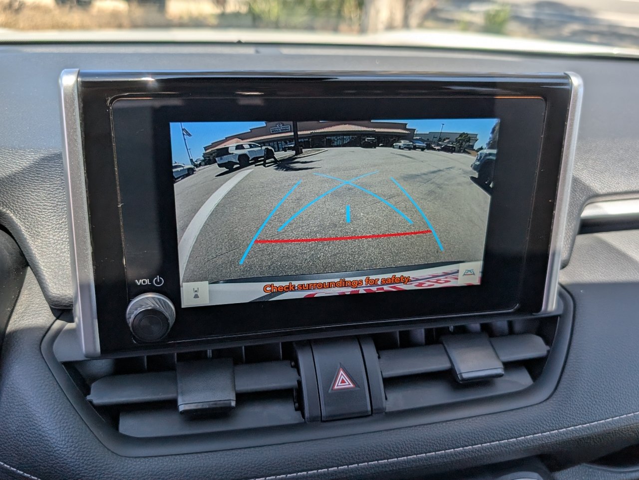 Used 2025 Toyota RAV4 LE AWD/4WD image 6