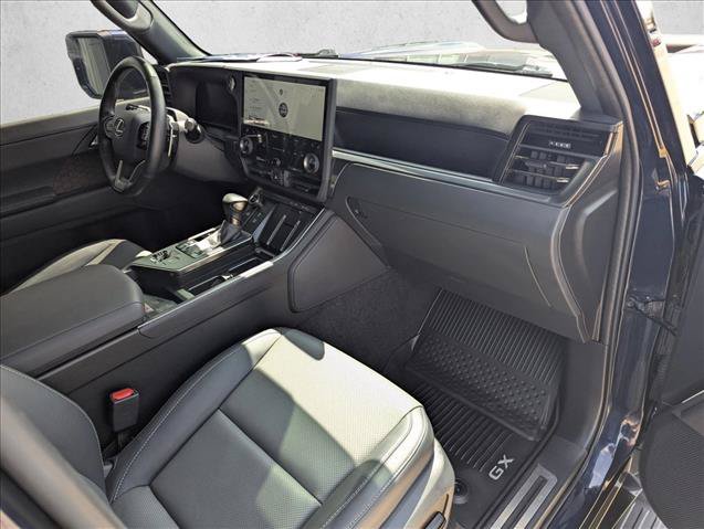 Used 2025 Lexus GX 550 w/ Accessory Package (Z1) AWD/4WD image 19