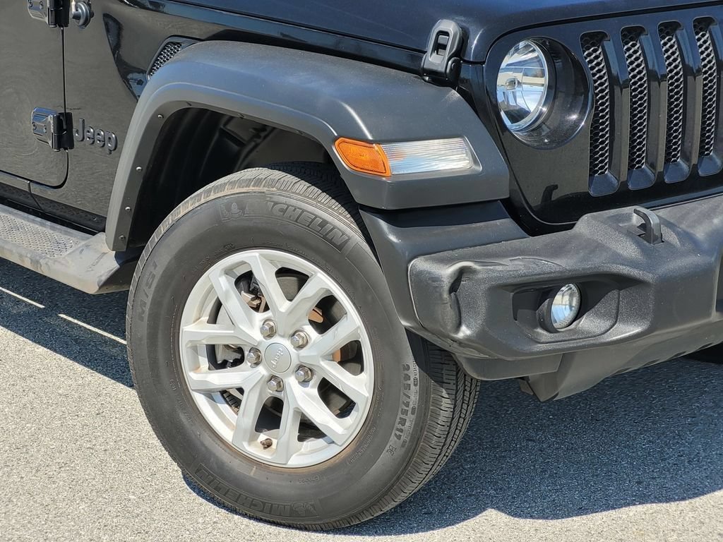 Used 2023 Jeep Wrangler Unlimited Sport AWD/4WD image 9
