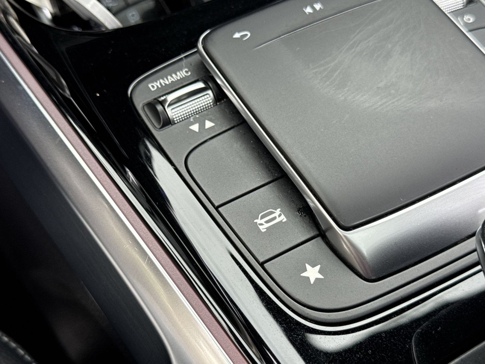 Used 2021 Mercedes-Benz GLB 35 AMG 4MATIC w/ Multimedia Package image 41