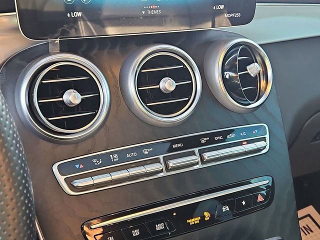 Used 2022 Mercedes-Benz GLC 300 4MATIC Coupe image 22