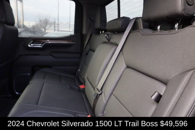 Used 2024 Chevrolet Silverado 1500 LT Trail Boss w/ Convenience Package II image 31