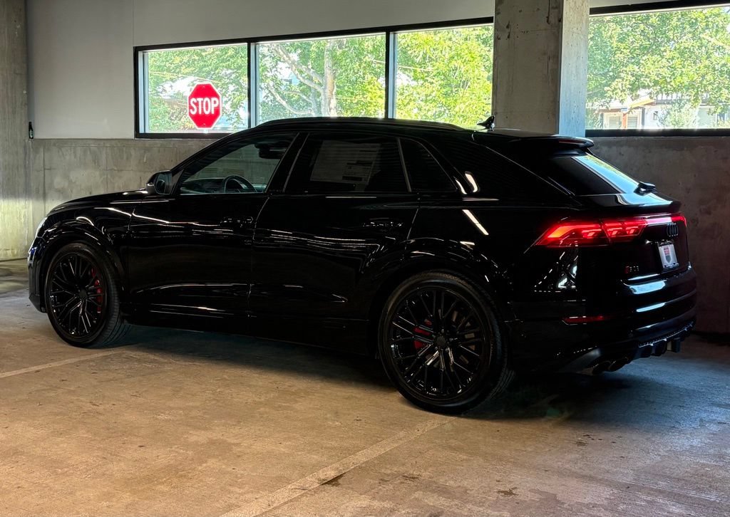 New 2027 Audi SQ8 Prestige AWD/4WD image 3