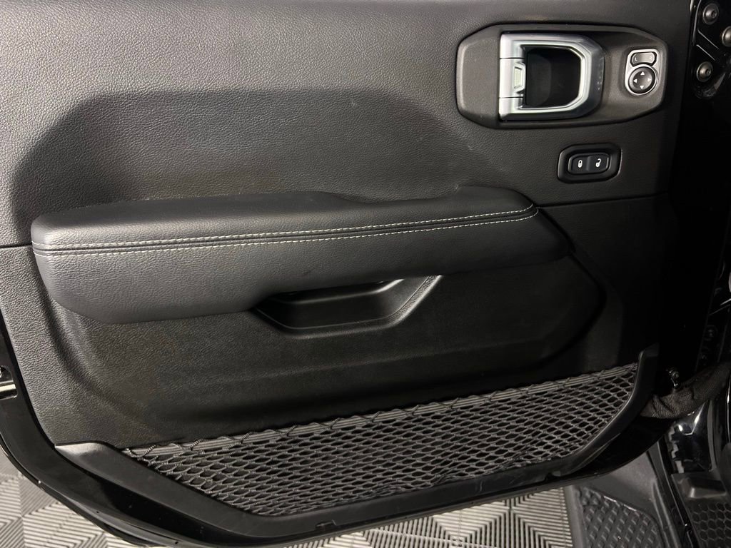 Used 2022 Jeep Gladiator Overland w/ Popular Equipment Package image 25