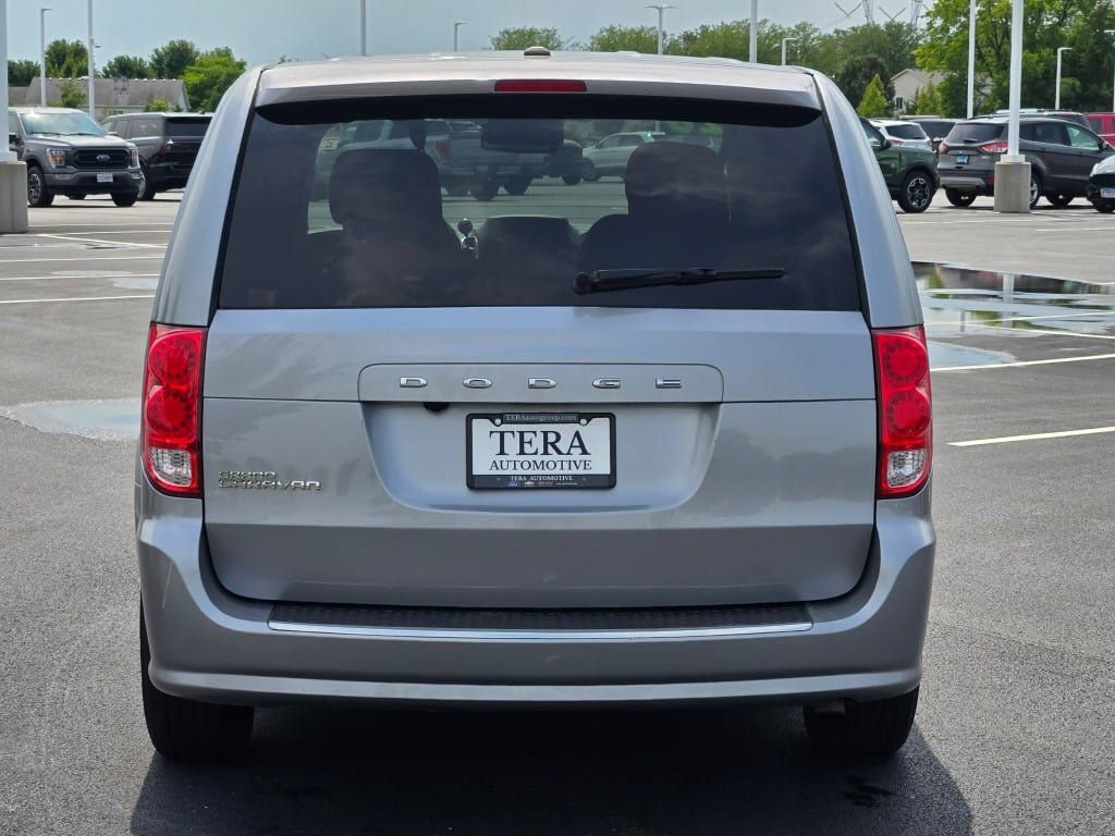 Used 2020 Dodge Grand Caravan SE FWD image 11