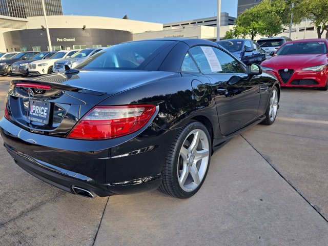 Used 2013 Mercedes-Benz SLK 250 image 5