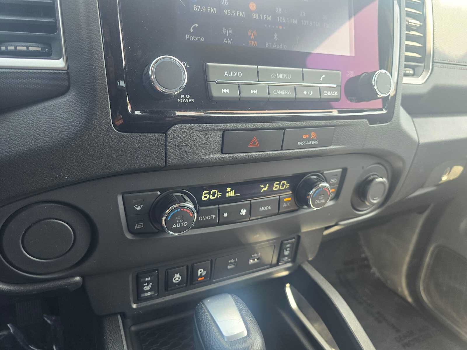 Used 2023 Nissan Frontier SV w/ SV Convenience Package RWD image 28