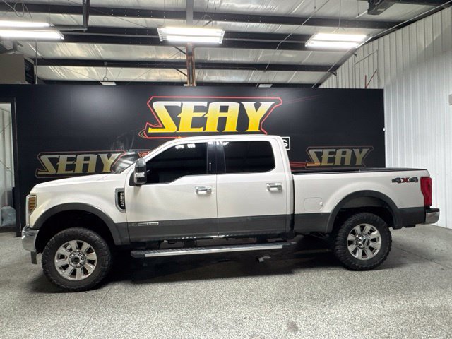 Used 2019 Ford F250 Lariat w/ Chrome Package AWD/4WD image 2