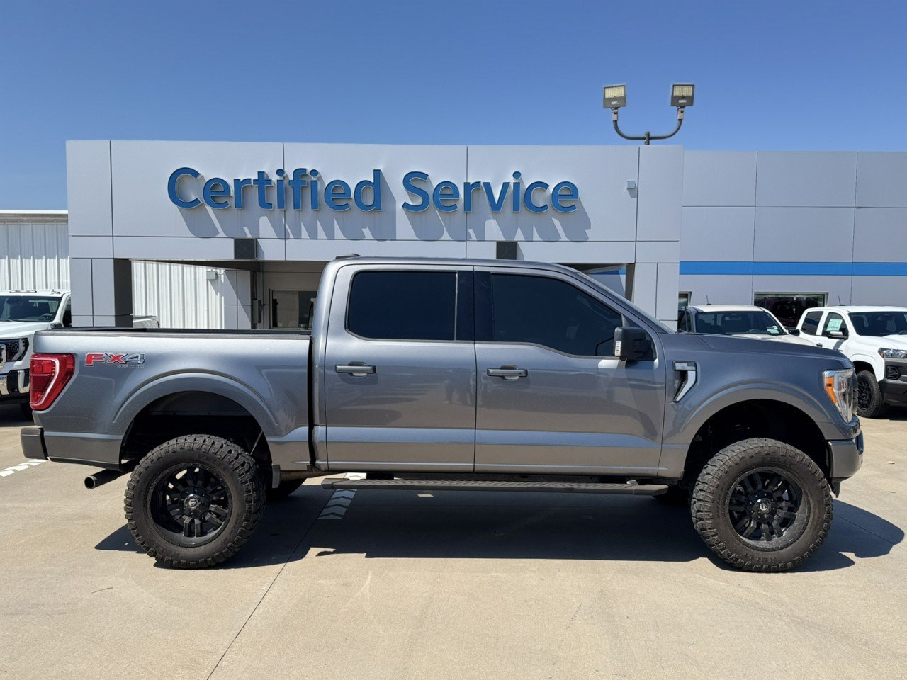 Used 2022 Ford F150 XLT w/ Equipment Group 302A High AWD/4WD image 3