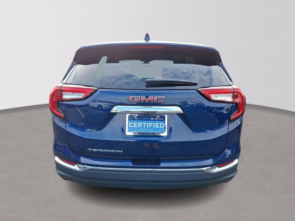 Certified 2022 GMC Terrain SLT image 5