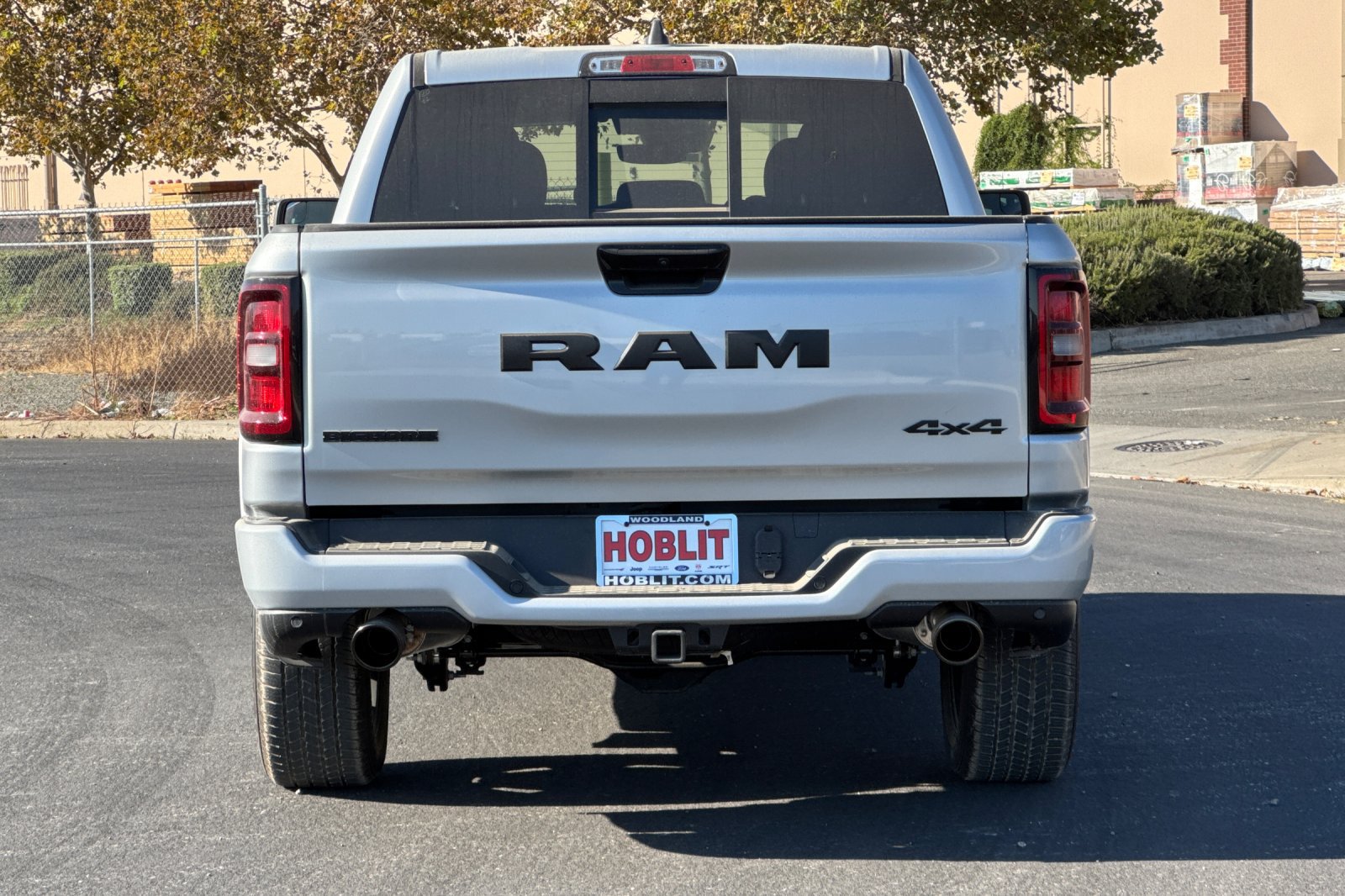 New 2027 RAM 1500 4x4 Crew Cab image 4