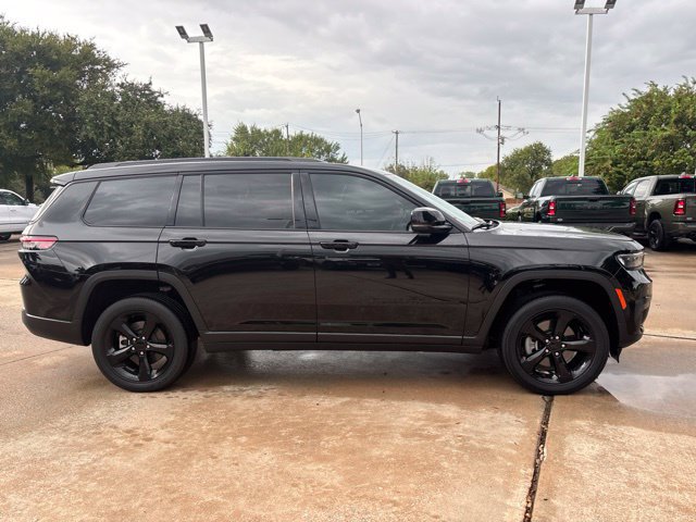 Used 2024 Jeep Grand Cherokee L Altitude AWD/4WD image 4