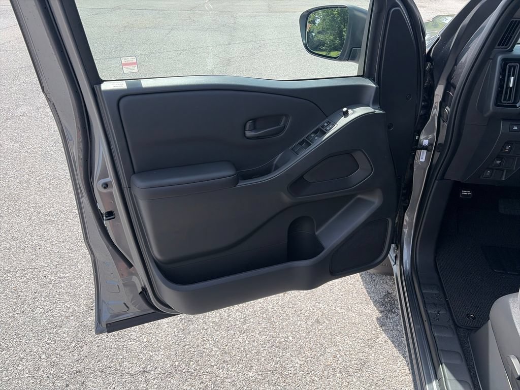 New 2026 Nissan Frontier SV w/ SV Convenience Package AWD/4WD image 11
