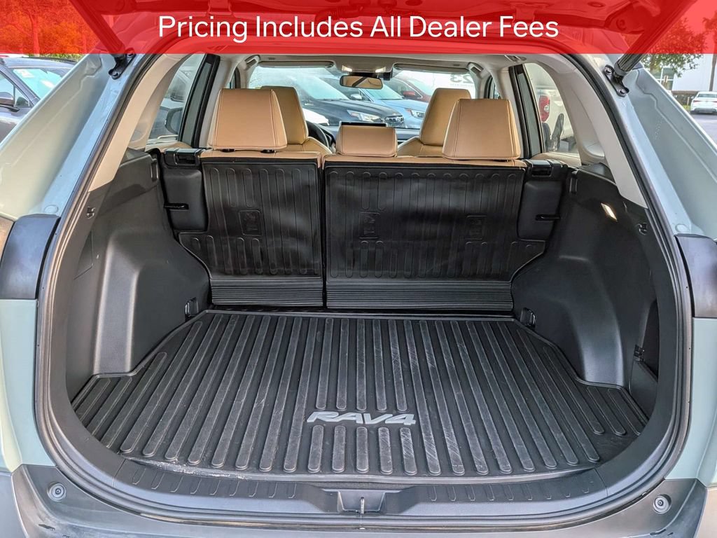 Used 2023 Toyota RAV4 XLE Premium FWD image 14