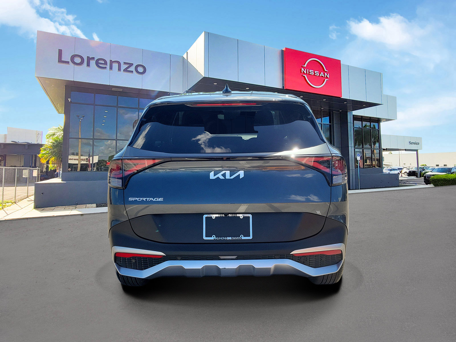 Used 2025 Kia Sportage LX FWD image 6