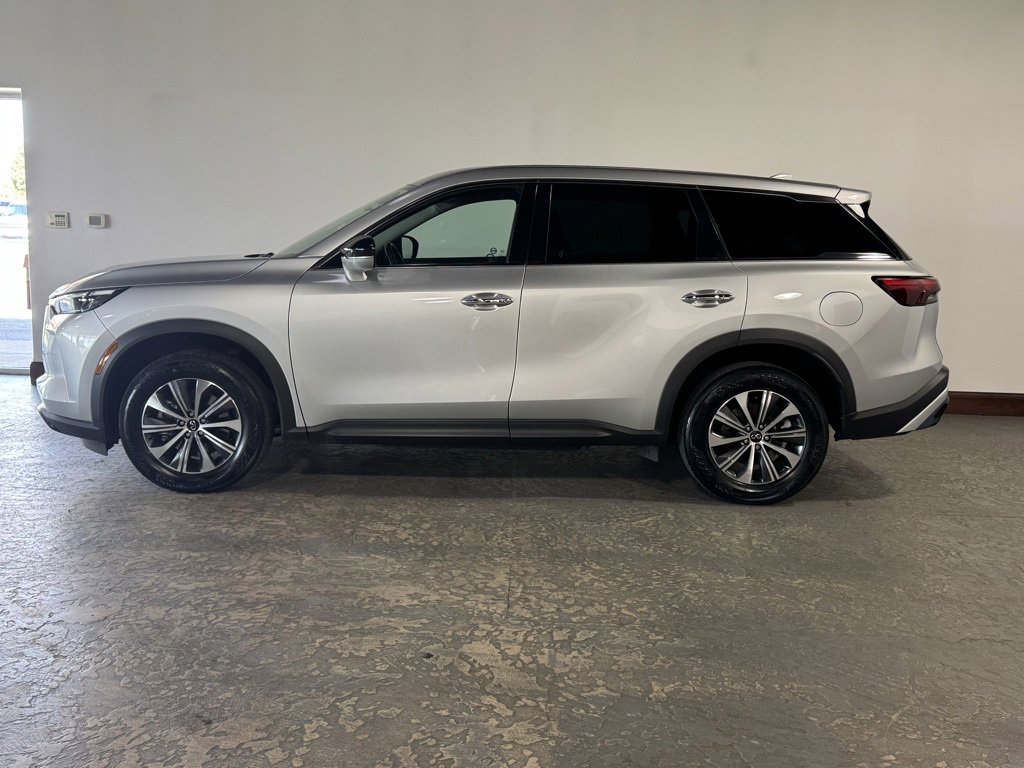 Used 2023 INFINITI QX60 Pure image 7