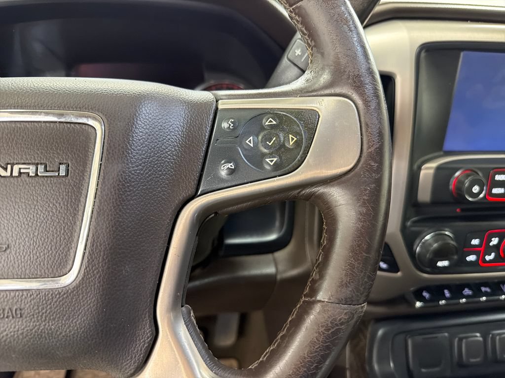 Used 2015 GMC Sierra 2500 Denali w/ Duramax Plus Package AWD/4WD image 19