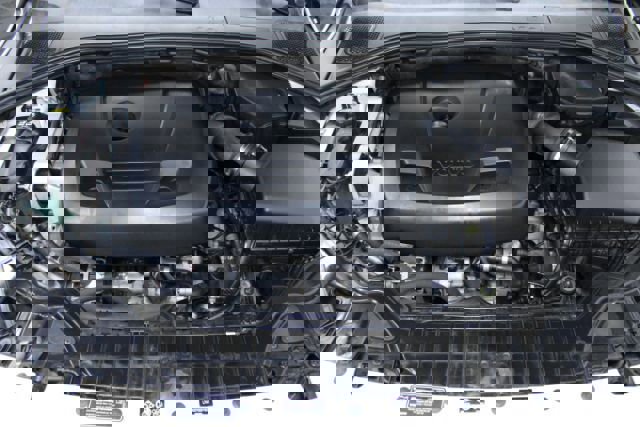 Used 2016 Volvo S60 T5 Inscription Platinum image 28