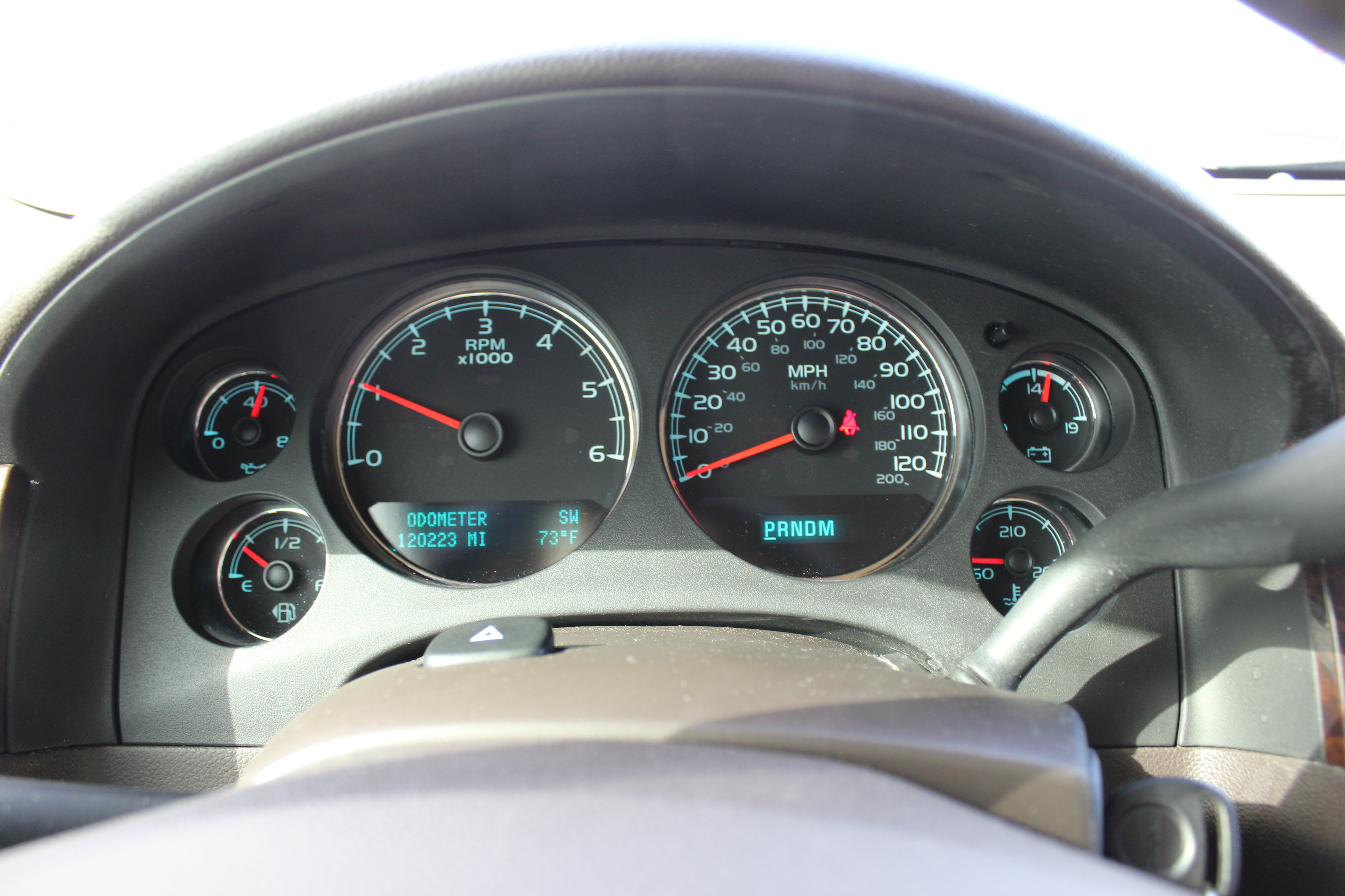 Used 2014 GMC Yukon Denali AWD/4WD image 13