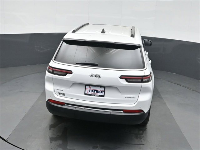 New 2025 Jeep Grand Cherokee L Laredo image 32