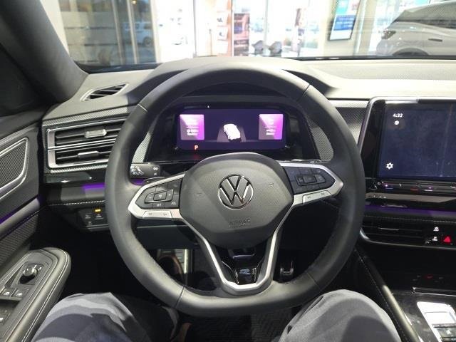 New 2025 Volkswagen Atlas Cross Sport SEL R-Line image 18