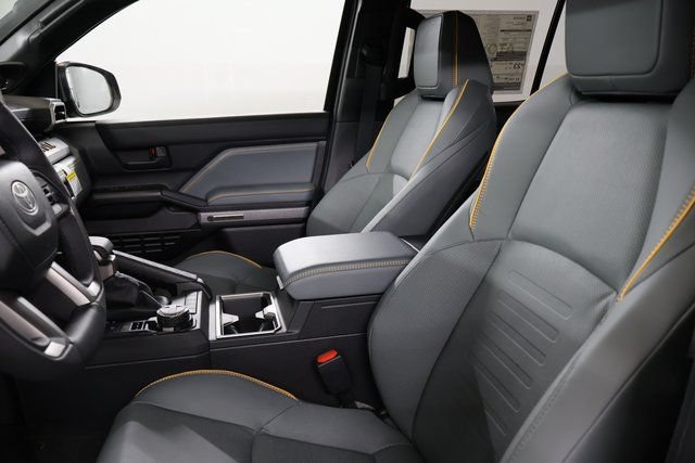New 2026 Toyota 4Runner Trailhunter AWD/4WD image 12