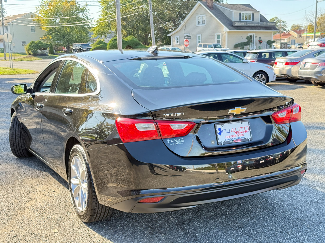 Used 2023 Chevrolet Malibu LT image 82