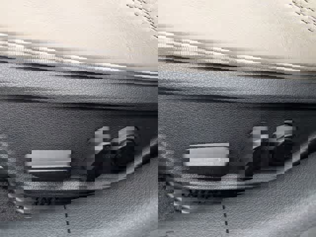 Used 2023 Genesis G70 2.0T w/ Sport Prestige Package image 13