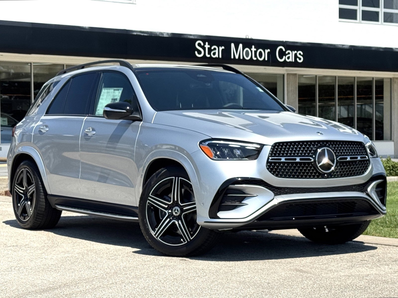 New 2026 Mercedes-Benz GLE 450 4MATIC image 1