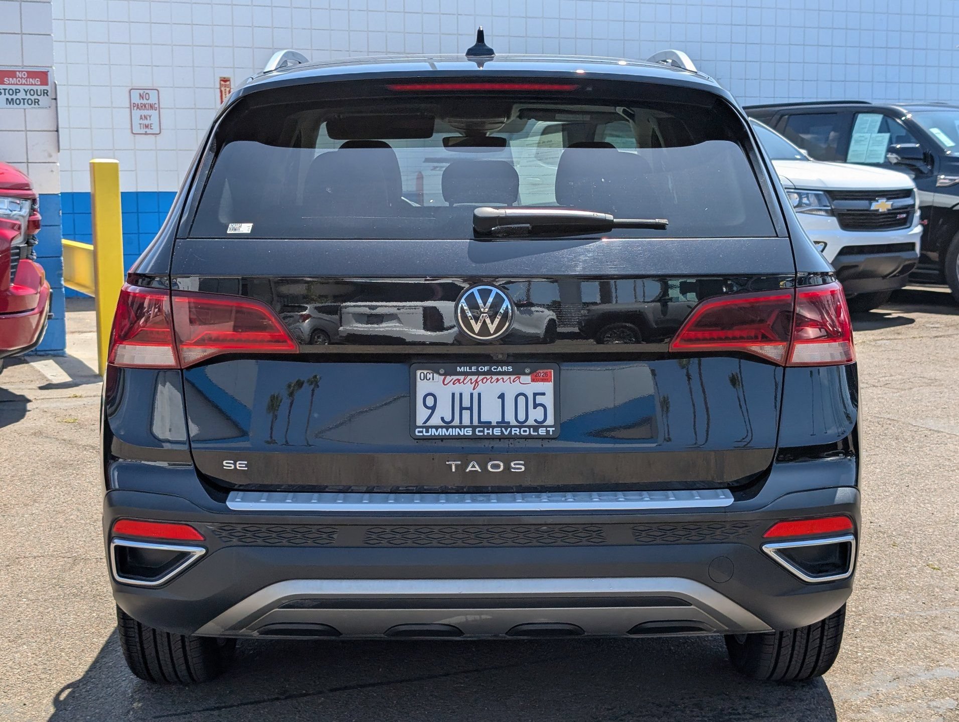 Used 2023 Volkswagen Taos SE FWD image 9