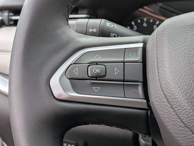 Used 2025 Jeep Compass Limited image 18